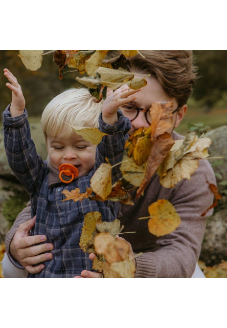 Okrúhly cumlík frigg rope maple, 0-6m, silikón